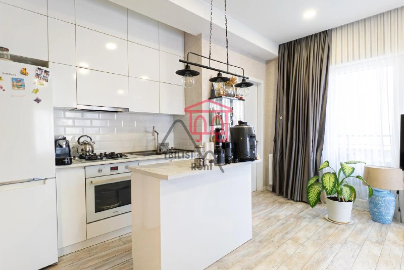 A bright apartment with a panoramic view is for sale in the Saburtalo District. The apartment is ready to move in and is suitable for rental investment. — фото 3