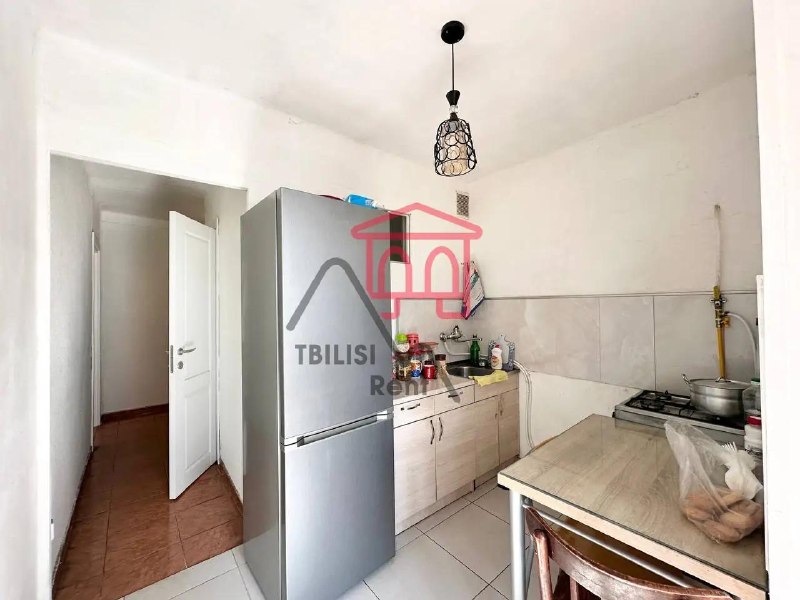 A spacious, sunny apartment is for sale opposite the Red Park and not far from the metro. — фото 4