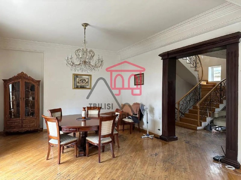 A two-story house with a plot of land in Samgori, Tbilisi, is for sale. The house features 5 bedrooms, a living room, a separate kitchen, a basement, a wine cellar, a sauna, several adjacent utility rooms in the courtyard, 2 bathrooms, and an off-street parking space. — фото 4